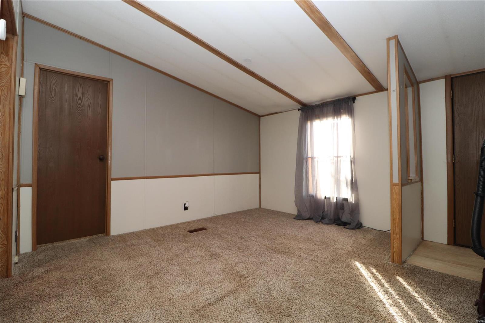 364 Cemetery Road Worden, IL 62097 - Photo 18 of 26