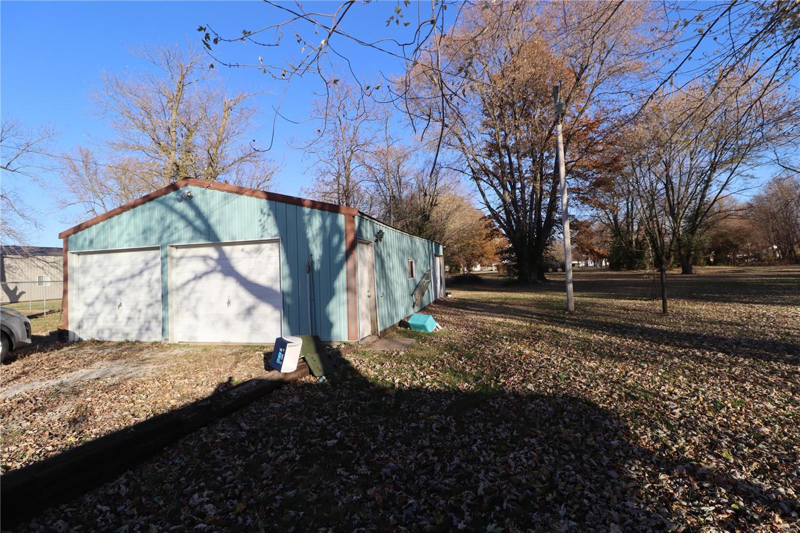 364 Cemetery Road Worden, IL 62097 - Photo 5 of 26
