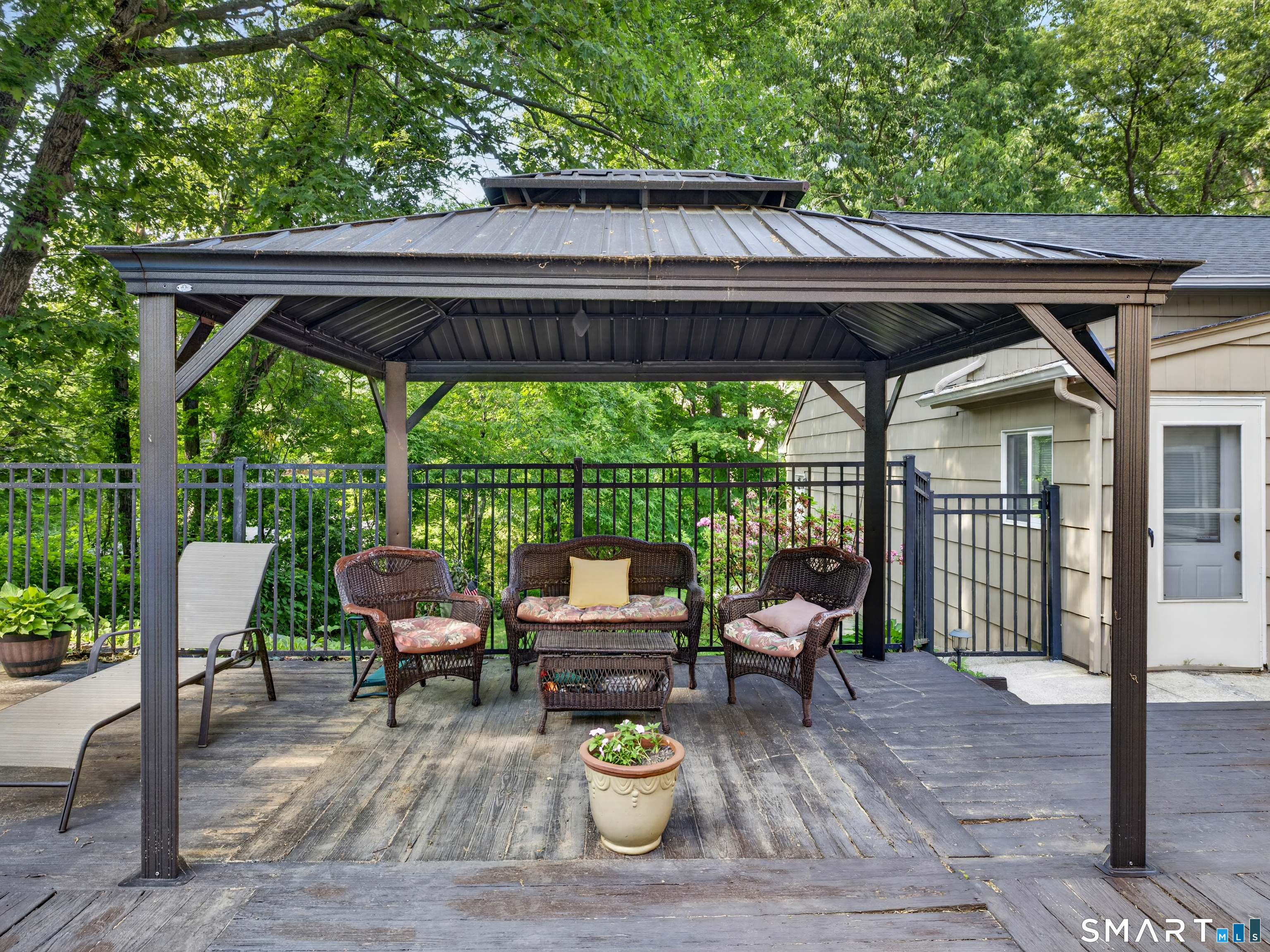 14 Hunters Ridge Road Shelton, CT 06484 - Photo 34 of 39
