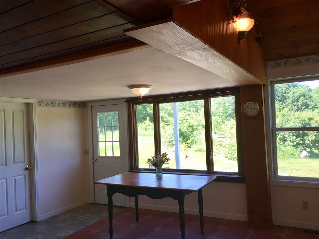 642 High Street Chester, VT 05143 - Photo 8 of 38