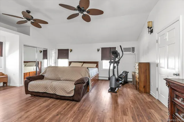 $899,000 | 303 Oak Street, Hempstead, NY 11550