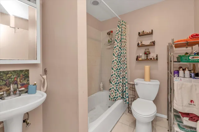 $899,000 | 303 Oak Street, Hempstead, NY 11550