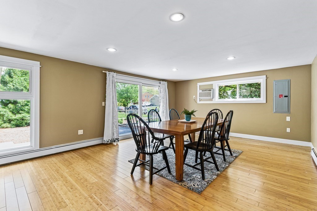 18 Daniels Road Framingham, MA 01701 - Photo 12 of 39 Gallery Image 12