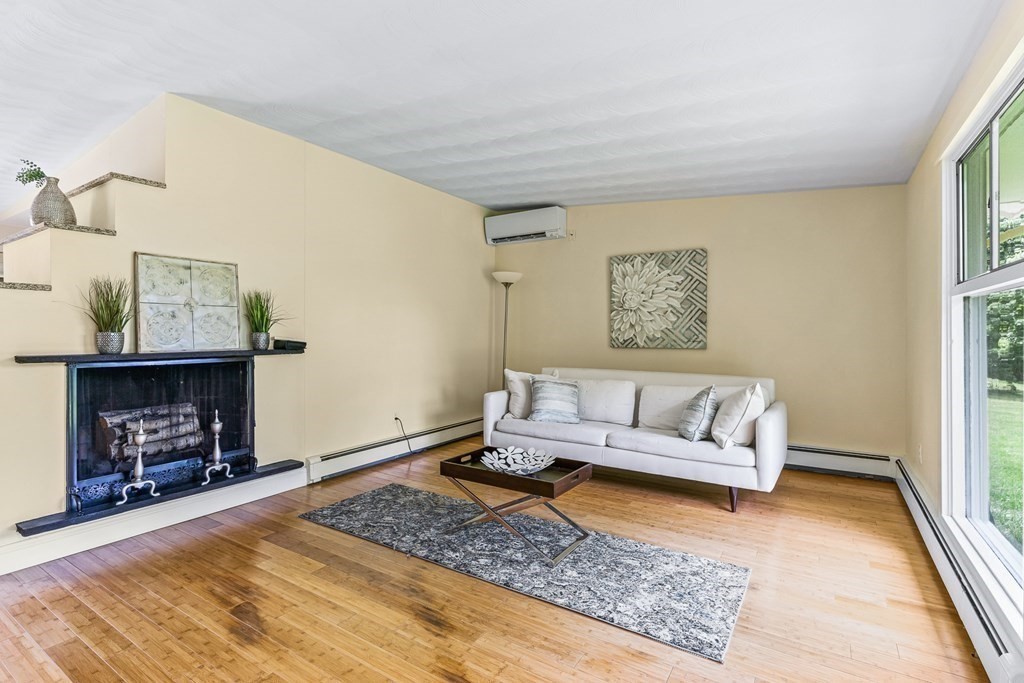 18 Daniels Road Framingham, MA 01701 - Photo 17 of 39 Gallery Image 17