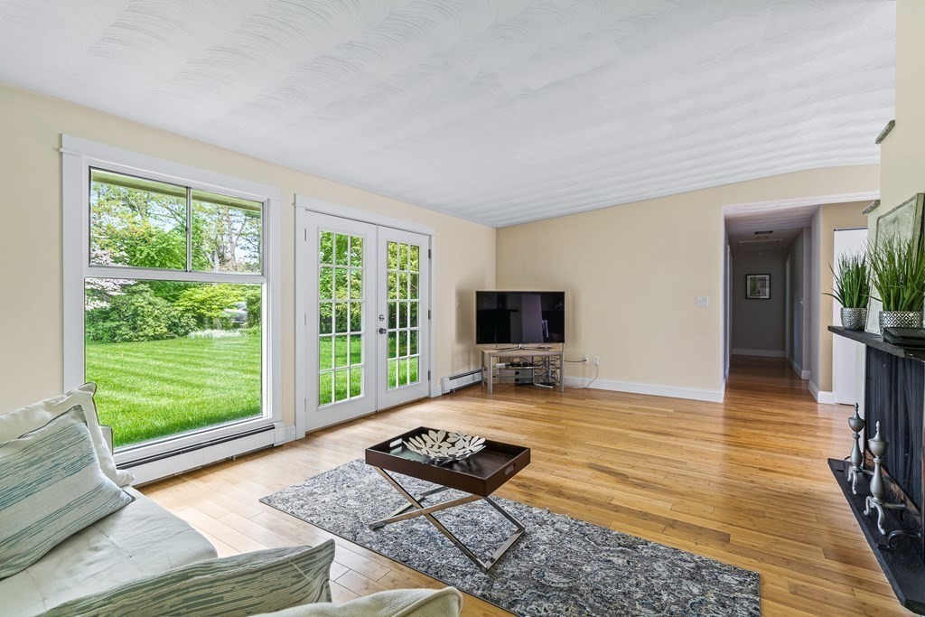 18 Daniels Road Framingham, MA 01701 - Photo 19 of 39 Gallery Image 19