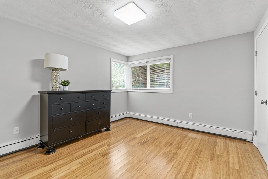 18 Daniels Road Framingham, MA 01701 - Photo 20 of 39 Gallery Image 20