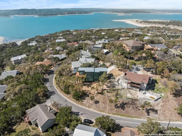 $665,000 | 301 Vip Drive, Canyon Lake, TX 78133