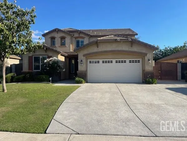 $649,900 | Undisclosed Address, Bakersfield, CA 93312