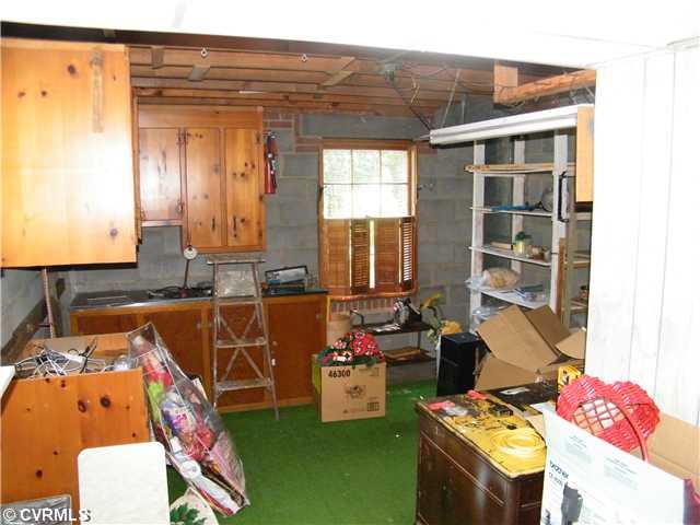 8342 Chelmford Road North Chesterfield, VA 23235 - Photo 7 of 12 Other - WORKSHOP