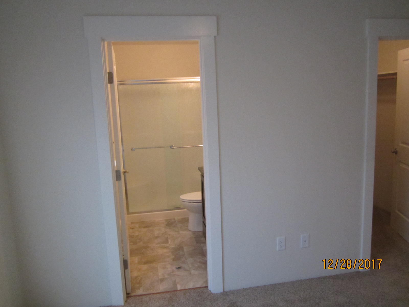 215 South C Street Phoenix, OR 97535 - Photo 16 of 23 217 C St For listing (18)