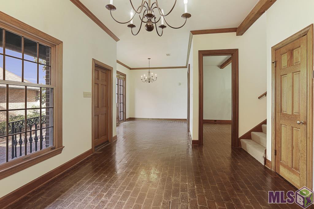 45 Jamestowne Court Baton Rouge, LA 70809 - Photo 9 of 35 Breakfast Area