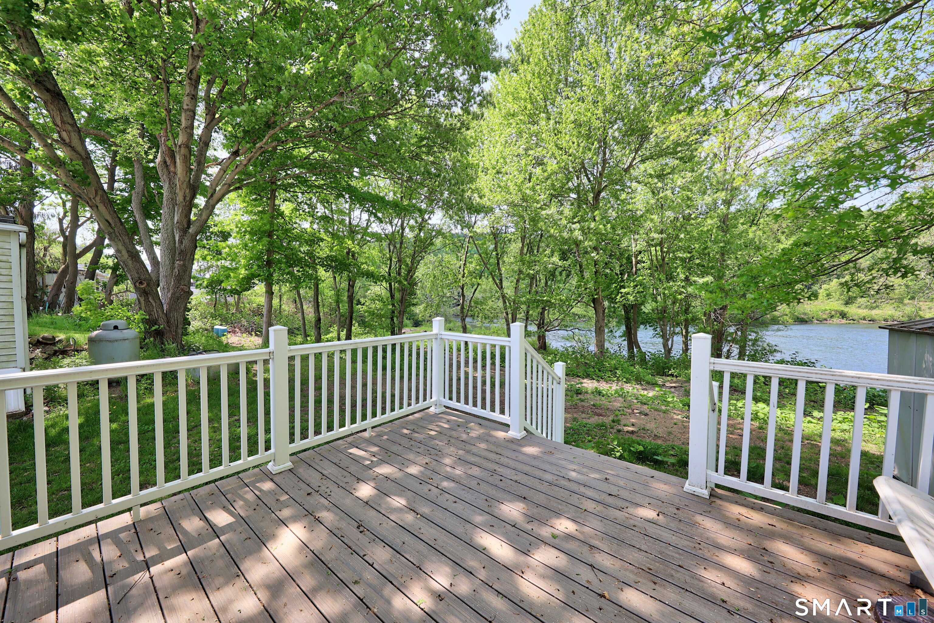 1402 Waterbury Road, Unit 4 Thomaston, CT 06787 - Photo 12 of 15