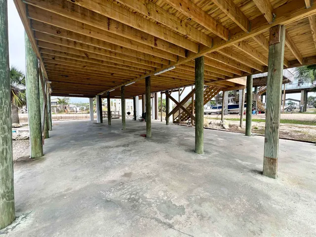 $685,000 | 19060 Good Times Drive, Perry, FL 32348