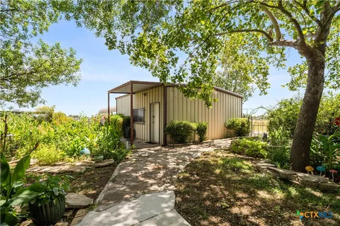 $650,000 | 4911 Youngsford Road, Marion, TX 78124