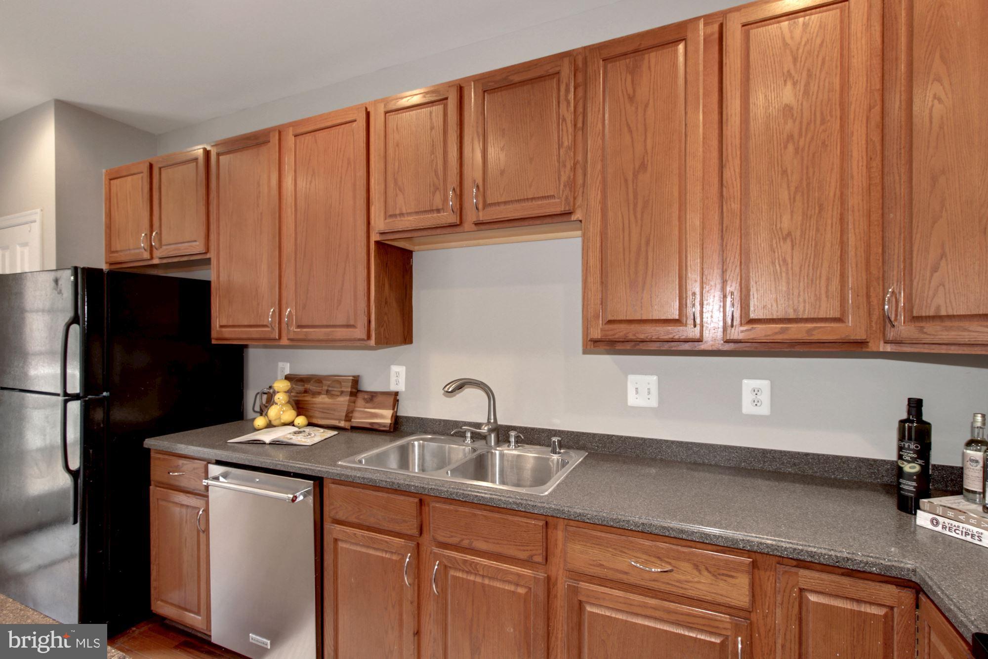 2074 Clipper Park Road Baltimore, MD 21211 - Photo 8 of 43
