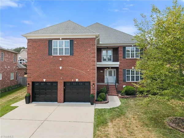 $600,000 | 740 Clemmons Crossing Court, Clemmons, NC 27012