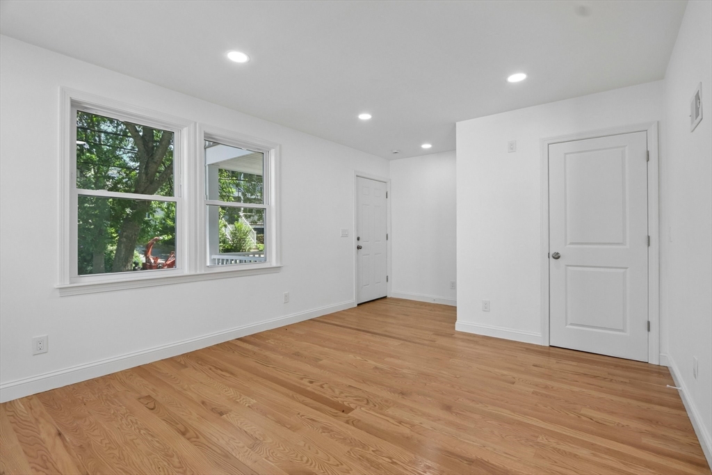 29 Coleman Road, Unit A Arlington, MA 02476 - Photo 4 of 33