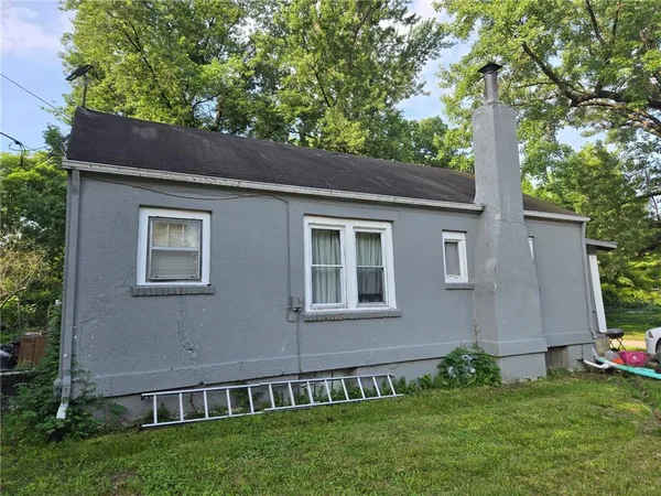 $175,000 | 1200 Oak Hill Avenue, Lawrence, KS 66044