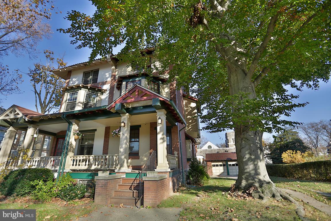 1911 Wynnewood Road Philadelphia, PA 19151 - Photo 2 of 29 Front