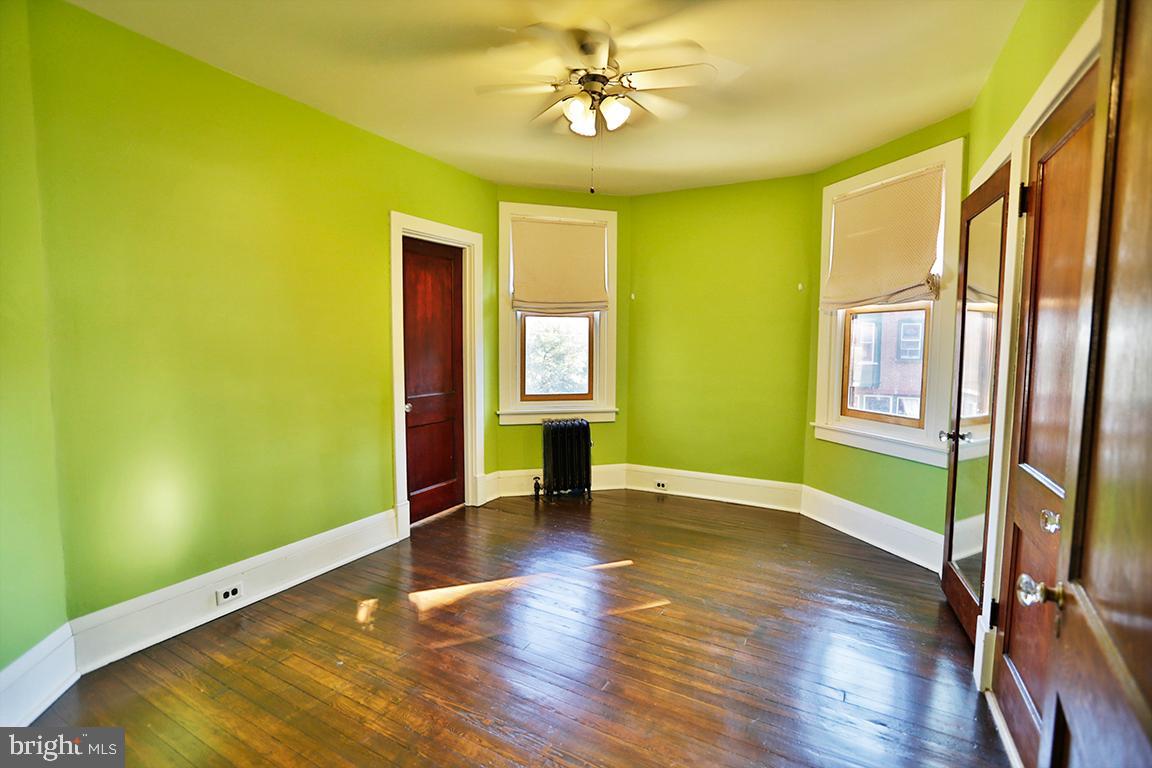 1911 Wynnewood Road Philadelphia, PA 19151 - Photo 12 of 29 Middle Bedroom