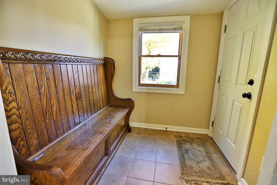 1911 Wynnewood Road Philadelphia, PA 19151 - Photo 10 of 29 Mud Room