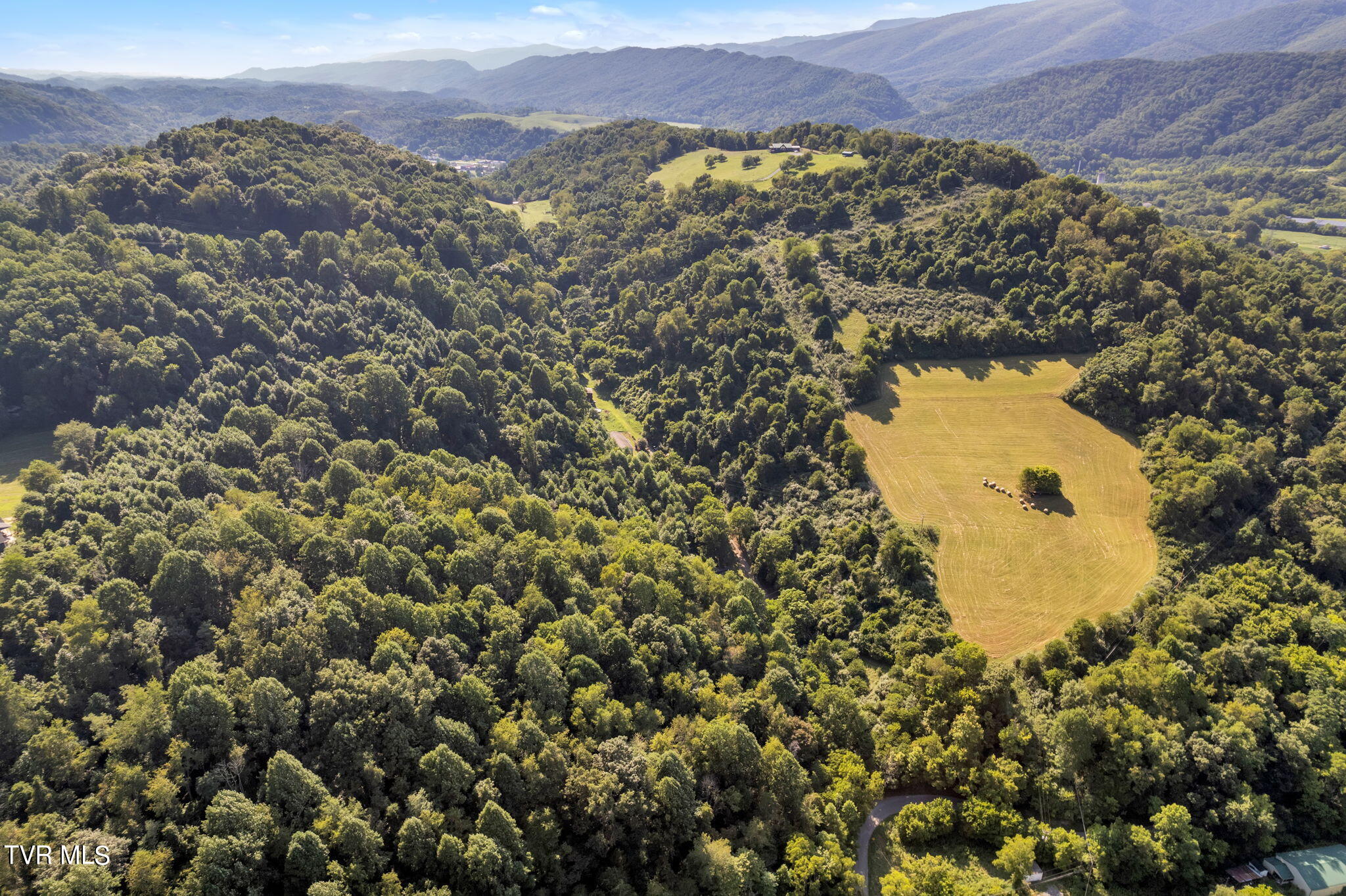 422 Old Tram Road Saltville, VA 24370 - Photo 31 of 35 11-web-or-mls-422-old-tram-rd