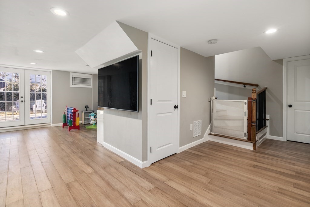 15 Elwern Road Arlington, MA 02474 - Photo 23 of 39 Gallery Image 23