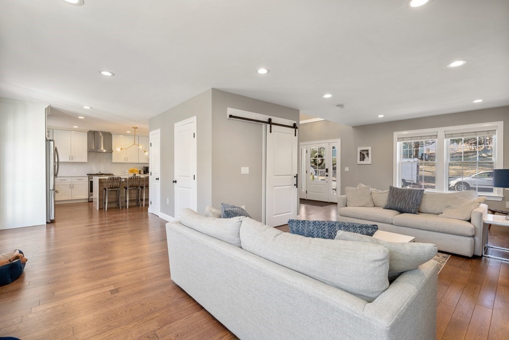 15 Elwern Road Arlington, MA 02474 - Photo 4 of 39 Gallery Image 4