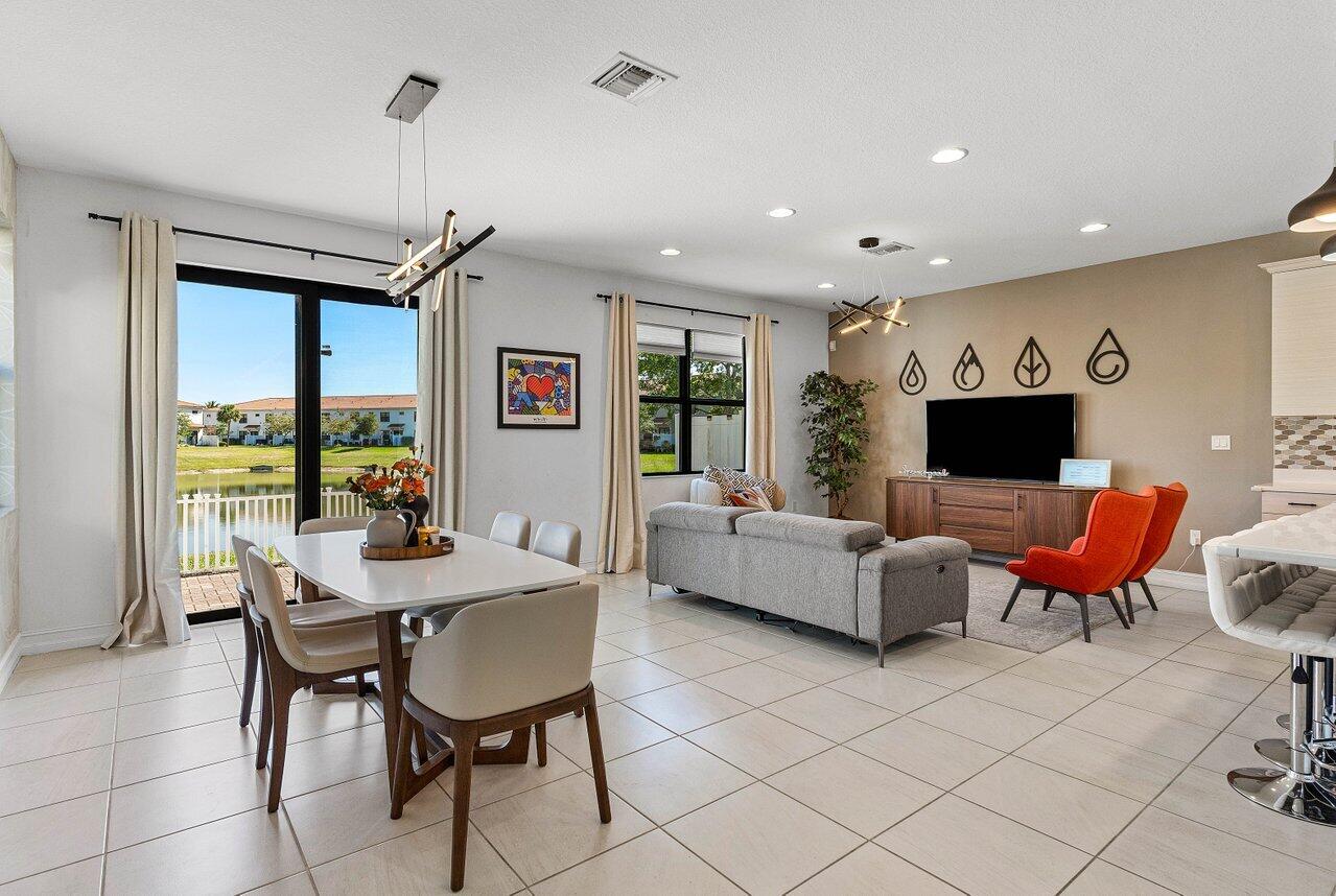 9481 Glider Way Boca Raton, FL 33428 - Photo 11 of 39 Living