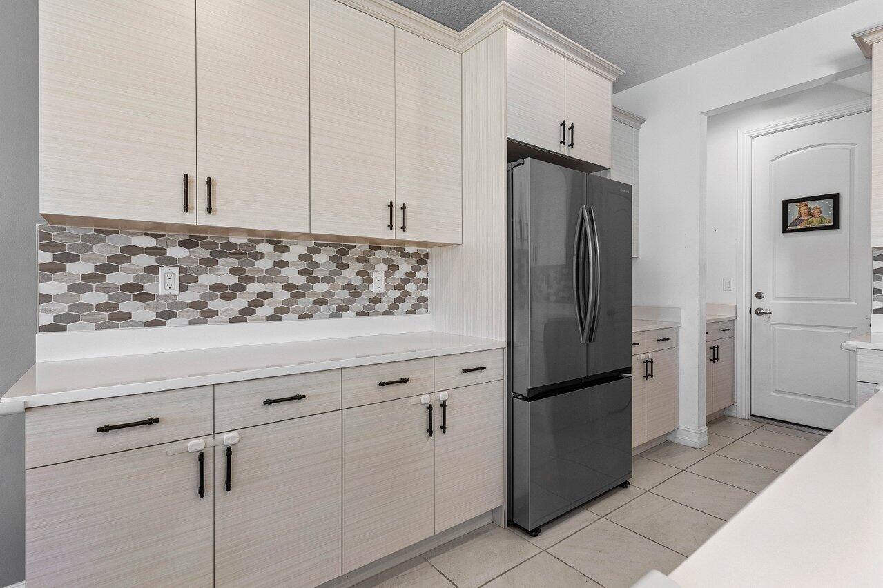 9481 Glider Way Boca Raton, FL 33428 - Photo 8 of 39 Kitchen