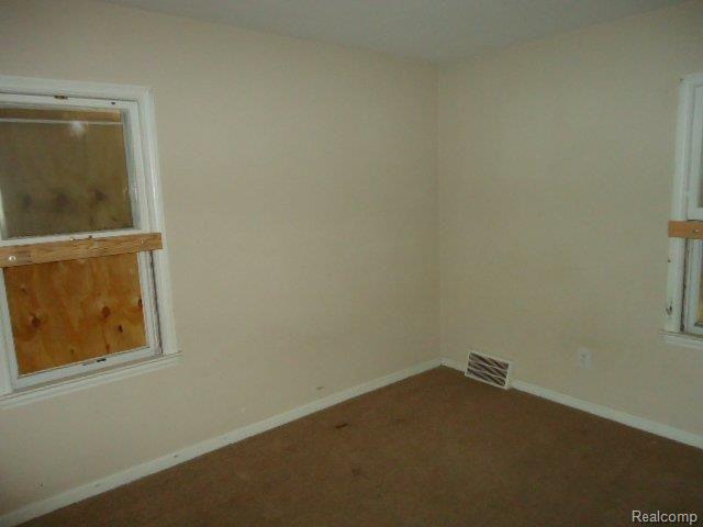 8410 Burt Road Detroit, MI 48228 - Photo 5 of 11 261-845243-bdrm1.JPG