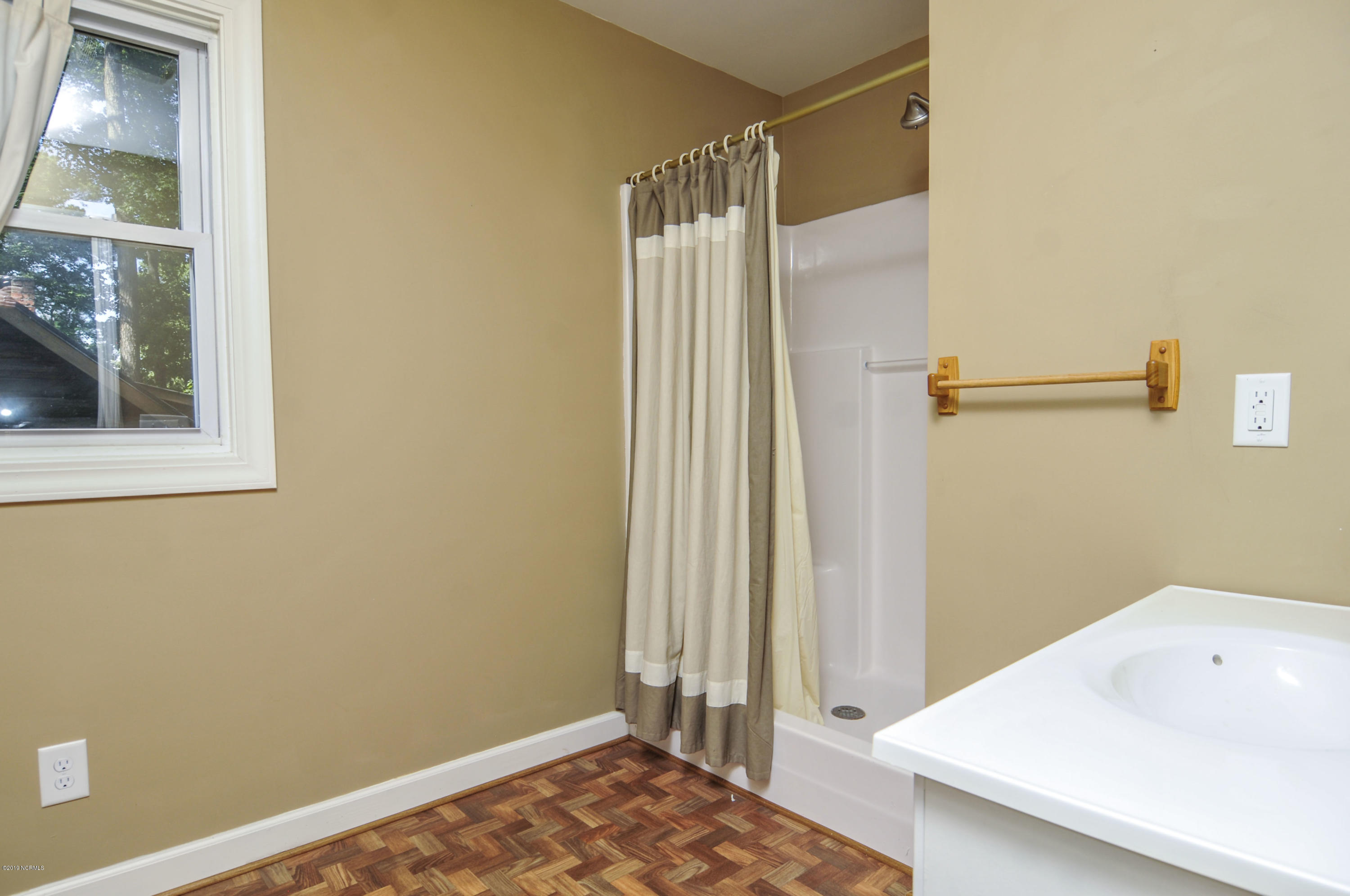 22 South Teachs Point Road Bath, NC 27808 - Photo 28 of 53 stills0004300001