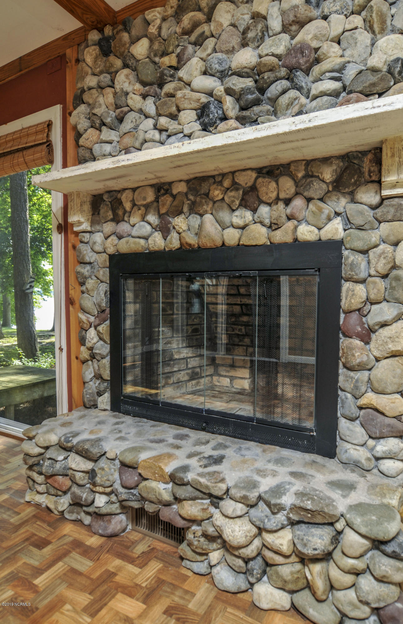22 South Teachs Point Road Bath, NC 27808 - Photo 8 of 53 stills0005500001
