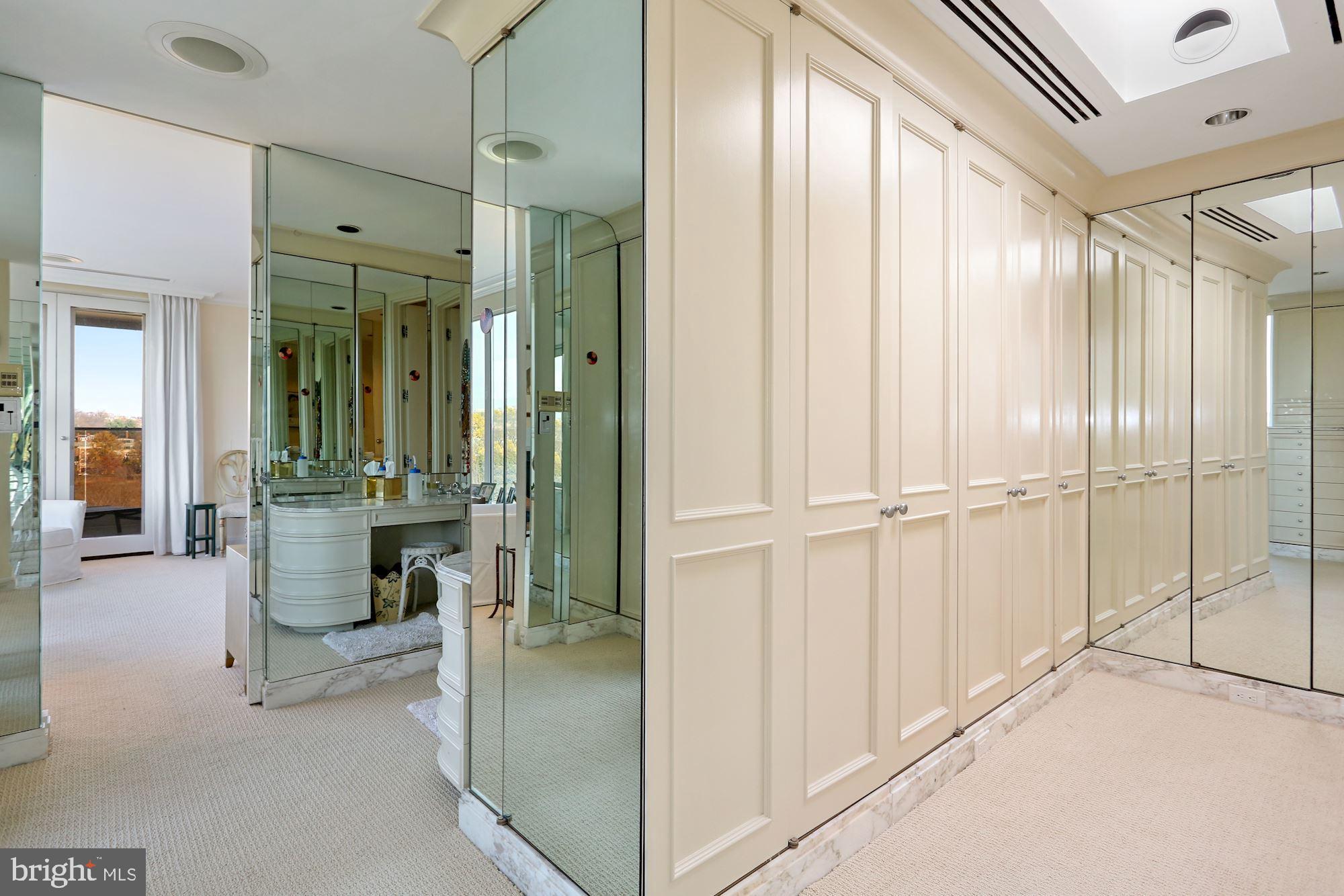 2501 M Street Northwest, Unit 717 Washington, DC 20037 - Photo 16 of 34 Custom Closets