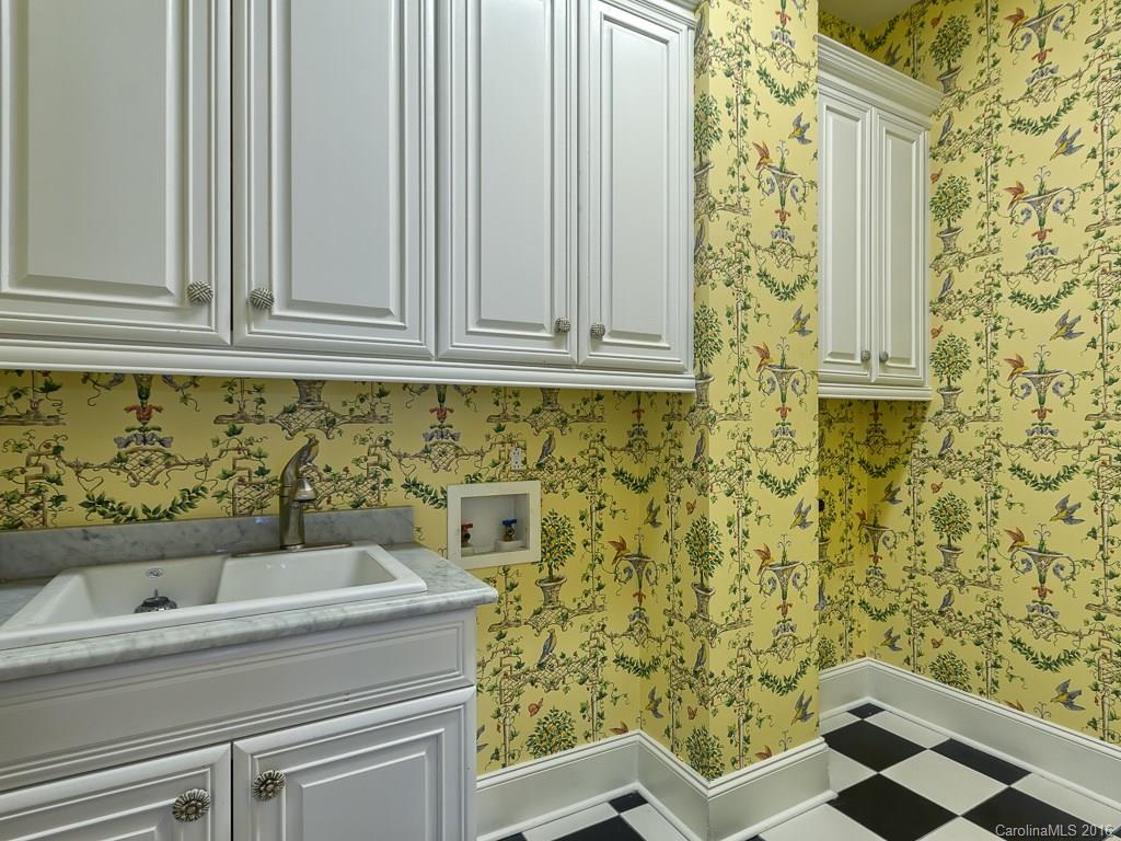 2823 Providence Road, Unit 136 Charlotte, NC 28211 - Photo 17 of 22 Gallery Image 17