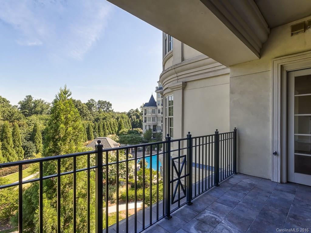 2823 Providence Road, Unit 136 Charlotte, NC 28211 - Photo 3 of 22 Gallery Image 3