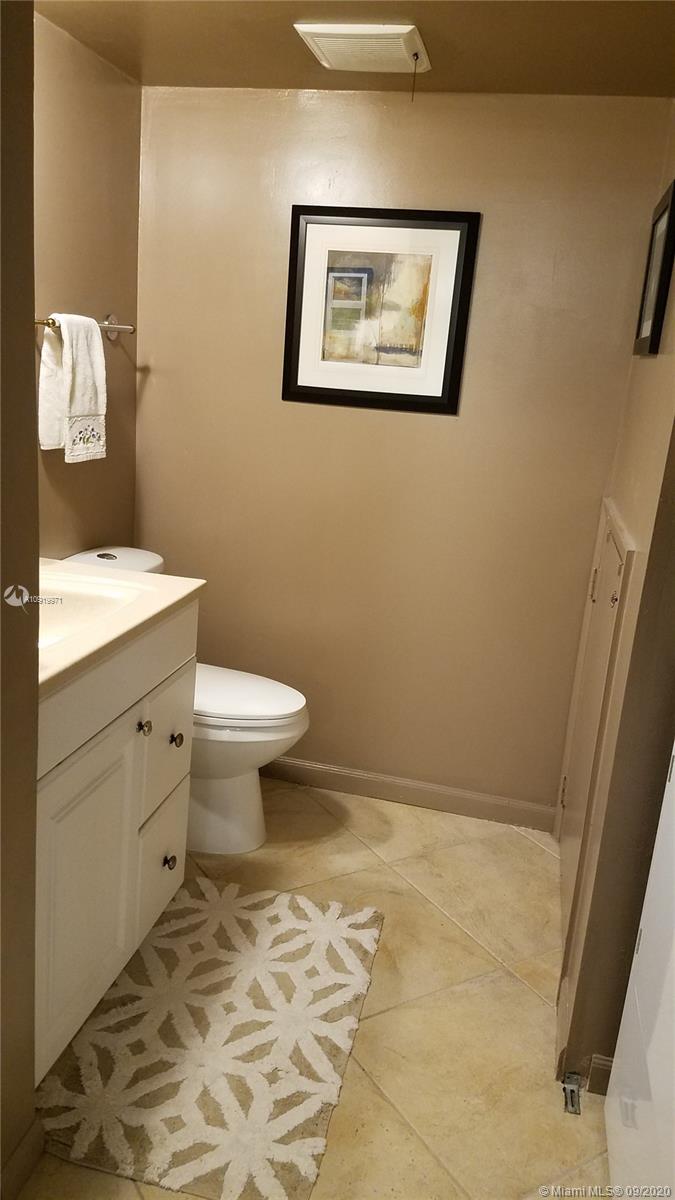 825 Center Street, Unit 36A Jupiter, FL 33458 - Photo 12 of 31