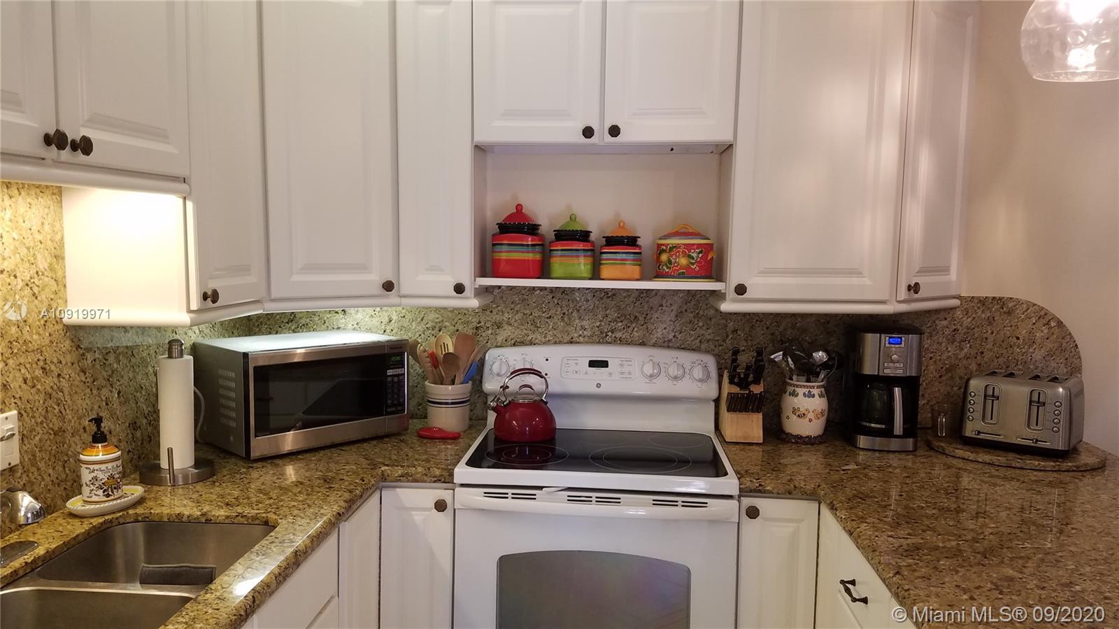 825 Center Street, Unit 36A Jupiter, FL 33458 - Photo 8 of 31