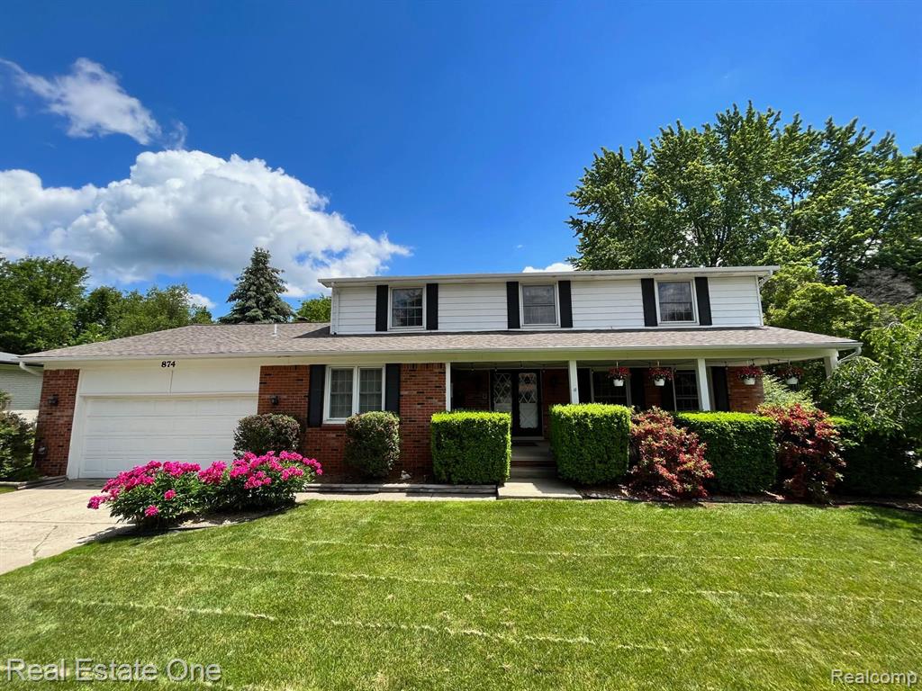 874 Bridgestone Drive Rochester Hills, MI 48309 - Photo 1 of 45
