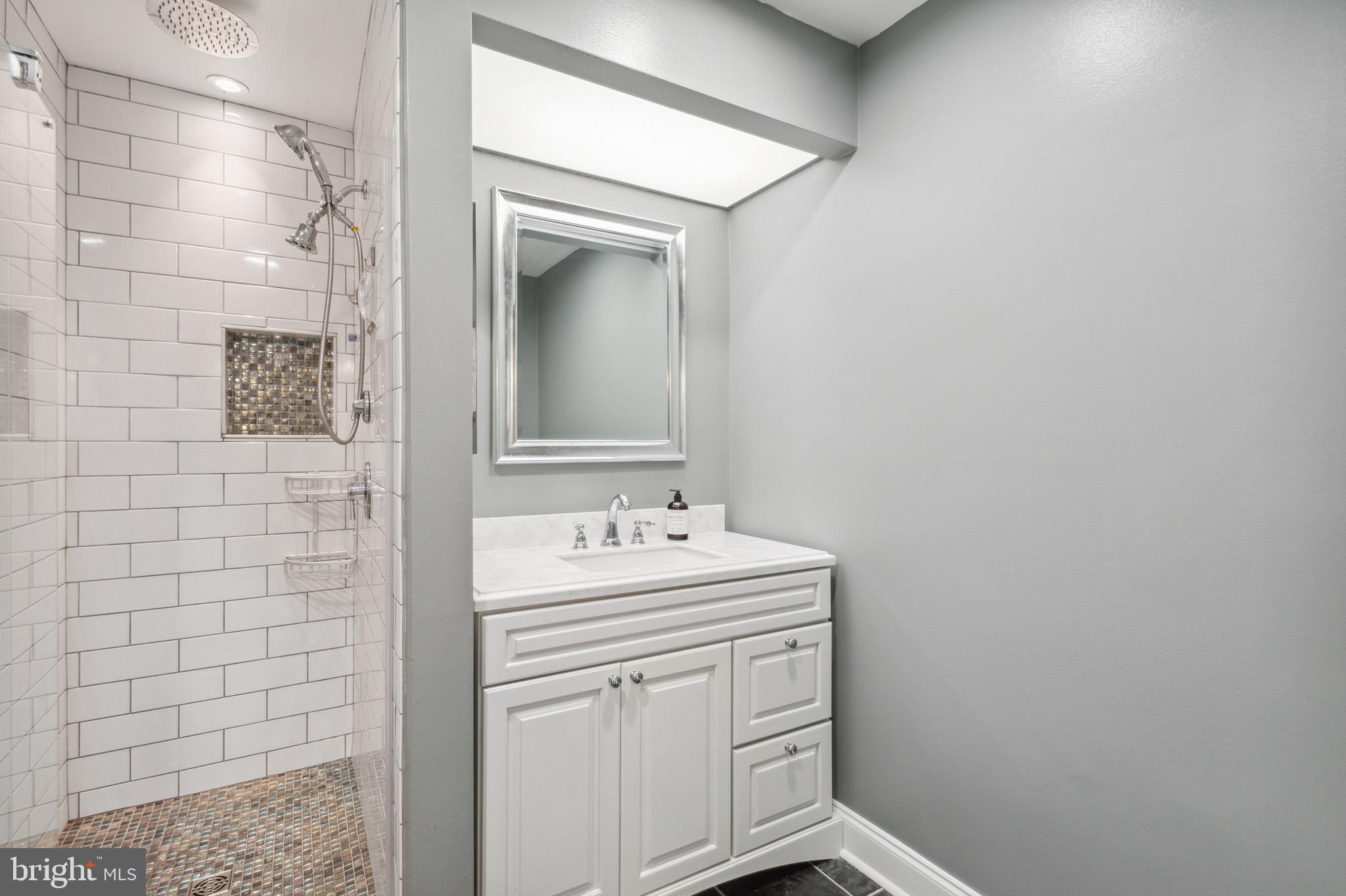 2314 Wonderview Road Lutherville-Timonium, MD 21093 - Photo 26 of 46 Primary Bathroom
