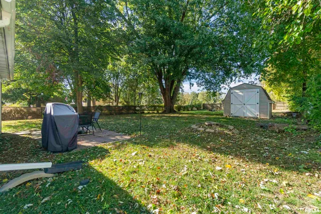 $139,900 | 213 North Eisele Drive, Peoria, IL 61604