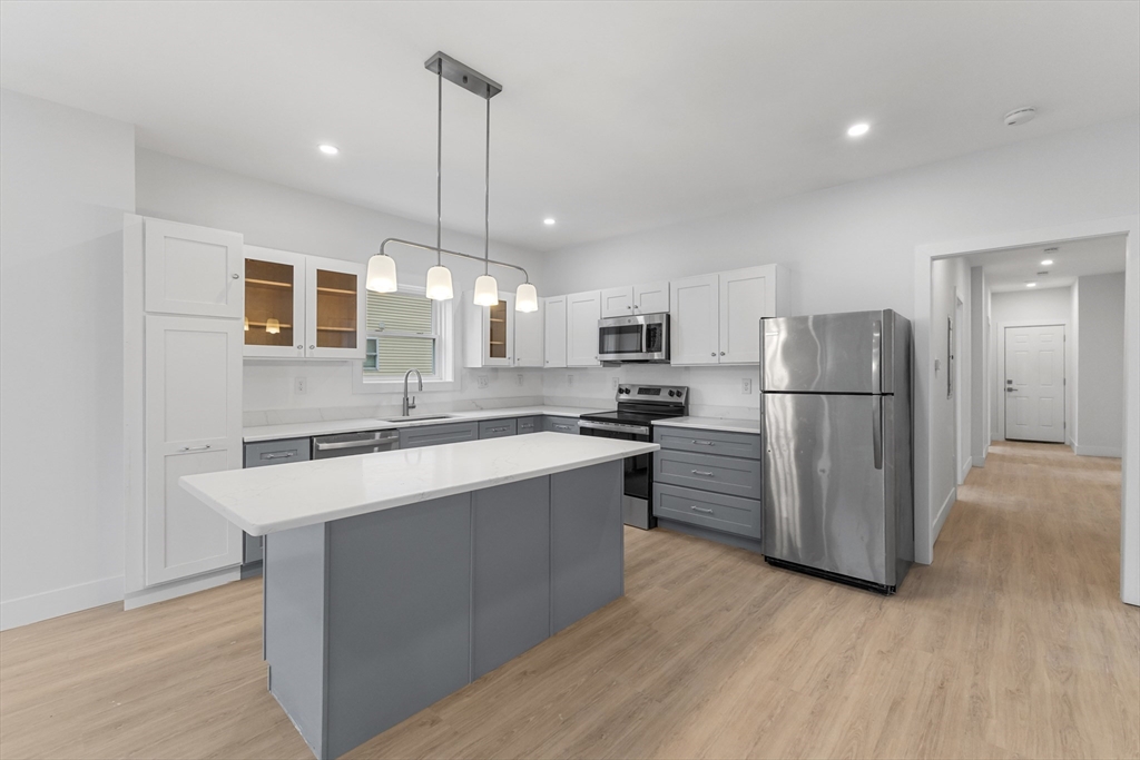 149 Providence Street Worcester, MA 01604 - Photo 4 of 19