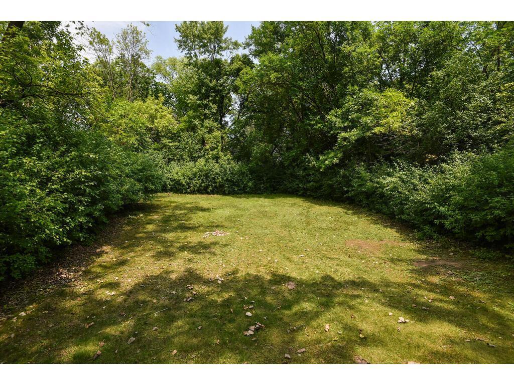 11316 Oberlin Road Minnetonka, MN 55305 - Photo 16 of 21