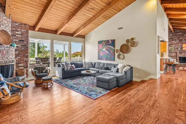 $1,299,000 | 3082 Camino Cielo, Fallbrook, CA 92028
