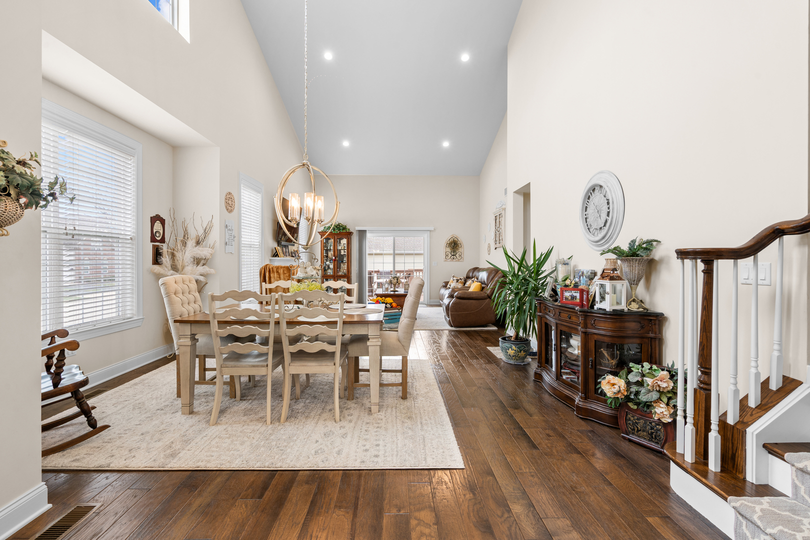 1265 Falcon Ridge Drive Elgin, IL 60124 - Photo 4 of 17