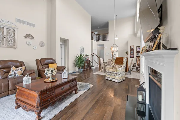 $449,000 | 1265 Falcon Ridge Drive, Elgin, IL 60124