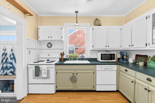 $410,000 | 104 Windsor Avenue, Centreville, MD 21617