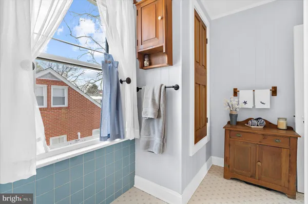 $410,000 | 104 Windsor Avenue, Centreville, MD 21617