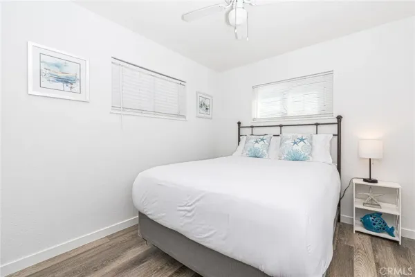 $4,395 | 210 36th Street, Newport Beach, CA 92663