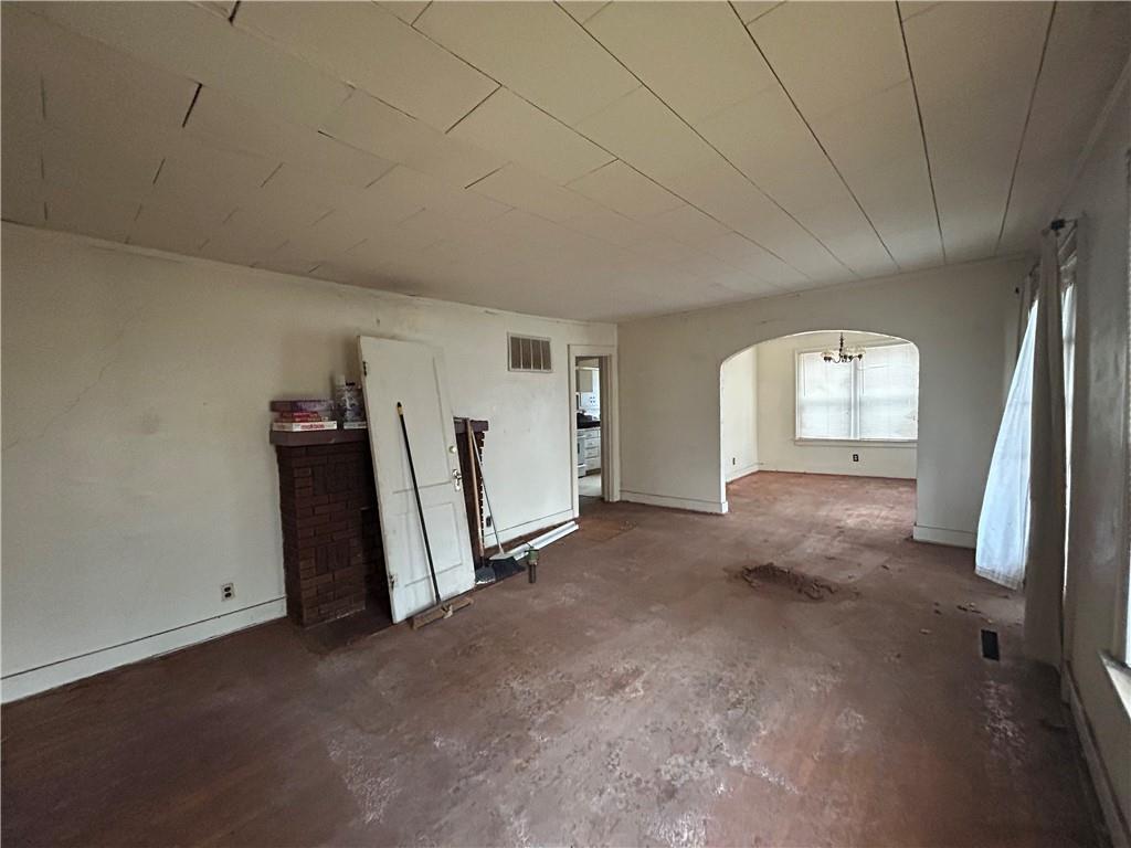 824 East Main Street Independence, KS 67301 - Photo 4 of 12